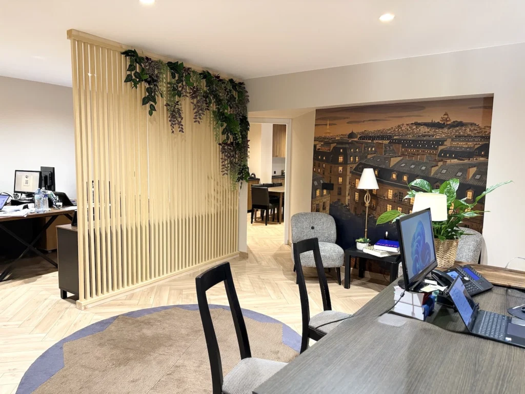 Espace de travail au cabinet D&H